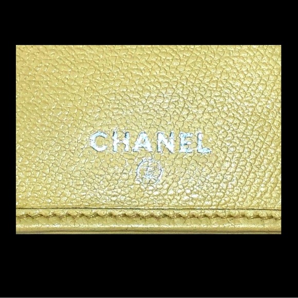 CHANEL Coco Button Snap Yellow Caviar 2004 Vintage Leather Long Wallet - Picture 3 of 15